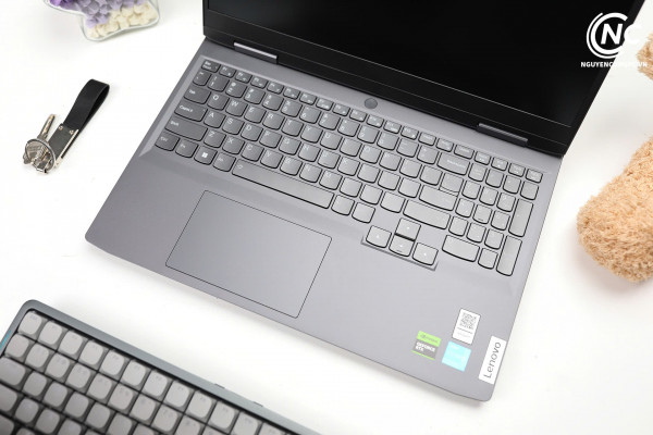 Laptop Lenovo LOQ  (Core i5-13420H, 8GB, 1TB, RTX 3050 6GB, 15.6