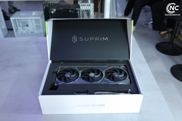 Card màn hình MSI RTX 5080 16G SUPRIM SOC