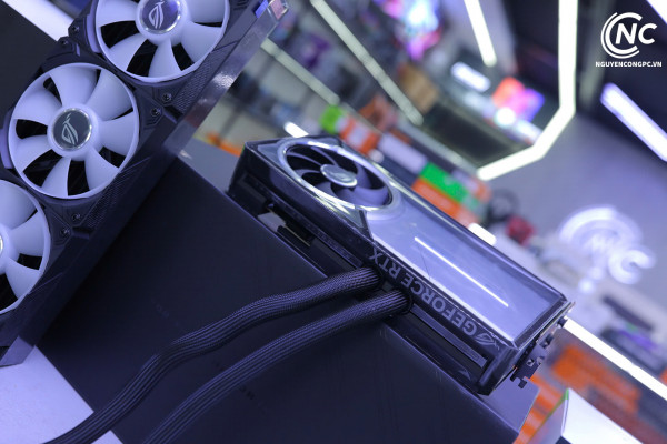 Card màn hình Asus ROG LC Astral RTX 5090 32GB GDDR7 OC