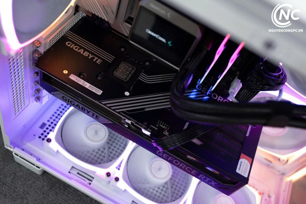 Card màn hình Gigabyte GeForce RTX 5080 WINDFORCE OC 16G