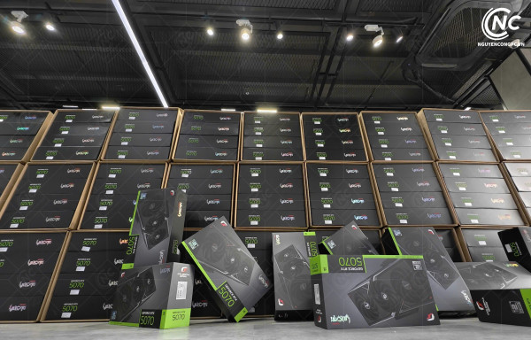 Card màn hình Colorful iGame GeForce RTX 5070 Vulcan OC 12GB-V