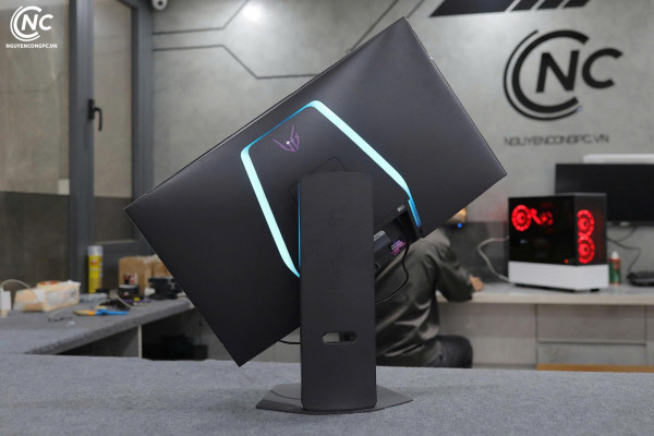 Màn Hình Gaming LG UltraGear 32GS95UV-B (31.5 inch | OLED | 4K | 240Hz | 0.03ms)