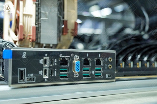 Bộ PC AI: 7 VGA RTX 5090 32GB, CPU AMD Threadripper 7965WX