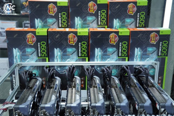 Bộ PC AI: 7 VGA RTX 5090 32GB, CPU AMD Threadripper 7965WX