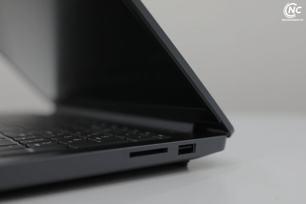 Laptop LENOVO LOQ 15IAX9E Core i5-12450HX, 12GB, 512GB, RTX 2050 4GB, 15.6