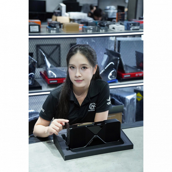 Card màn hình LEADTEK NVIDIA RTX PRO 6000 Blackwell Workstation Edition 96GB