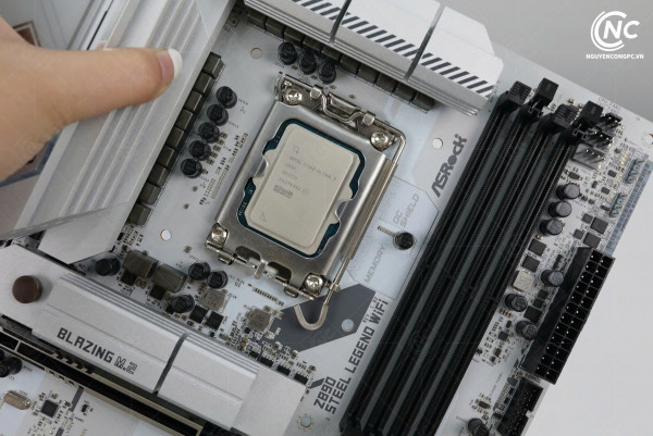 CPU Intel Core Ultra 7 265K Tray New(Up 5.5GHz, 20 Nhân 20 Luồng, Arrow Lake-S)