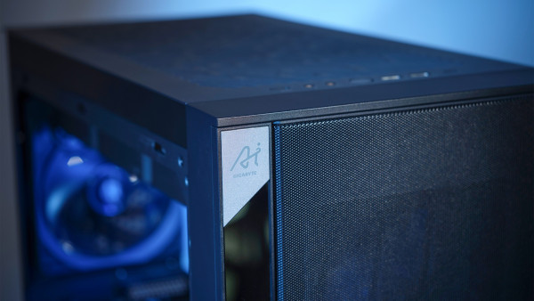 Bộ PC GIGABYTE AI TOP 100 : Ultra 9 285K / 128GB DDR5 / SSD 2T + 320G / RTX 5090 32G 