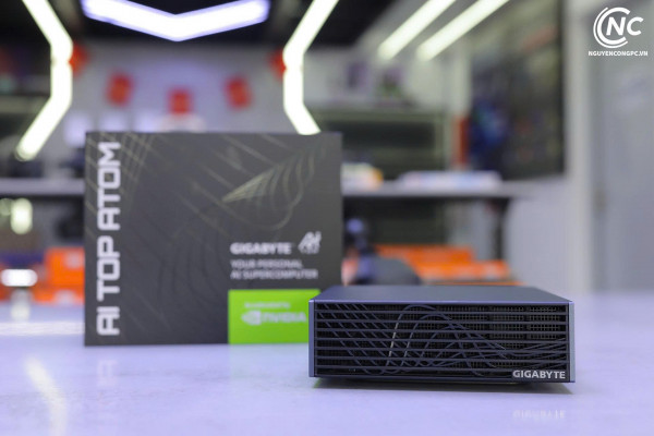 PC Gigabyte AI TOP ATOM (ATAGB10-9000)