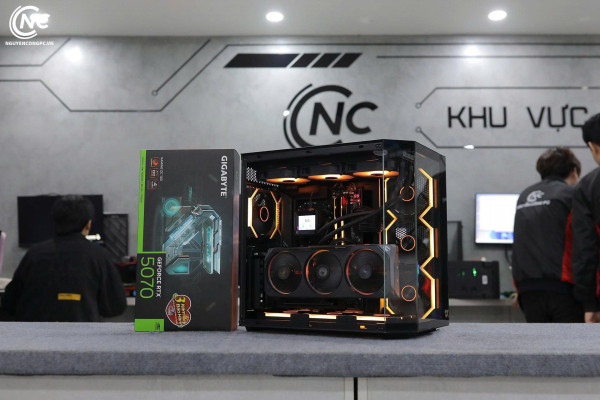 Bộ PC Gaming Ryzen 7 9800X3D, RAM 32GB, RTX 5070