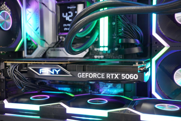 Bộ PC Gaming Ryzen 7 7800X3D, RAM 32GB, RTX 5060 8GB