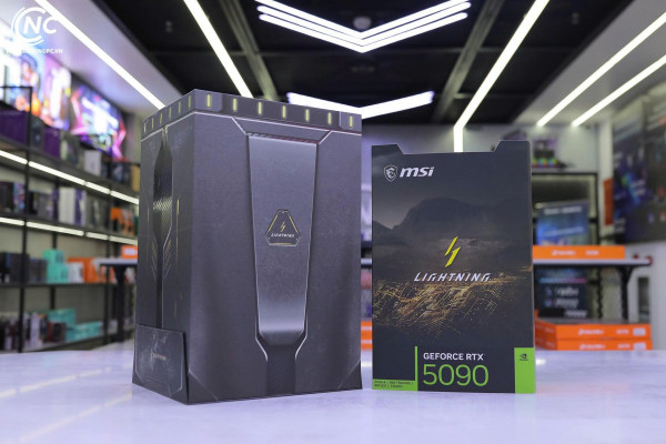 Card Màn Hình GeForce RTX 5090 32G LIGHTNING Z