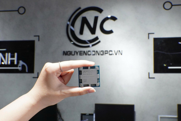 CPU AMD Ryzen 7 9850X3D Tray Chính Hãng (8 Core 16 Thread | Base 4.7Ghz - Turbo 5.6Ghz | Cache 104MB)