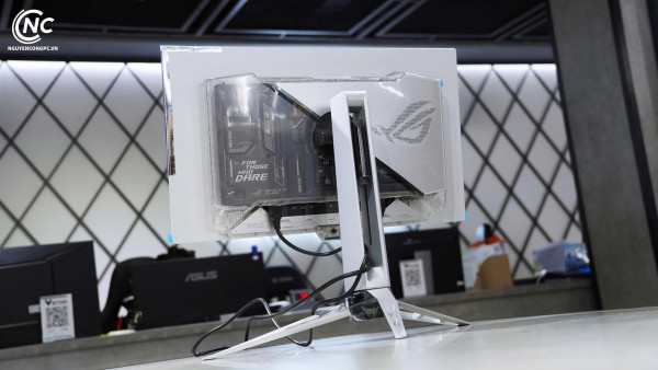 Màn hình ASUS ROG Swift PG27AQWP-W 27 inch WOLED QHD 540Hz (OC 720Hz, Gaming Monitor)