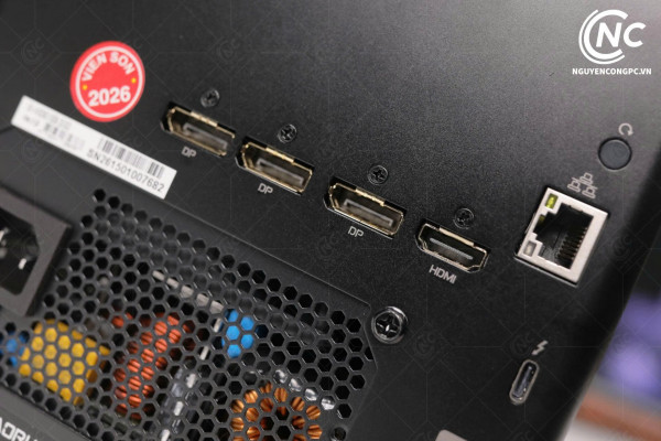 AORUS RTX 5090 AI BOX
