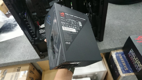 PSU ASUS ROG Thor 1200p 80 Plus Platium Certified 1200w Fully-Modular RGB
