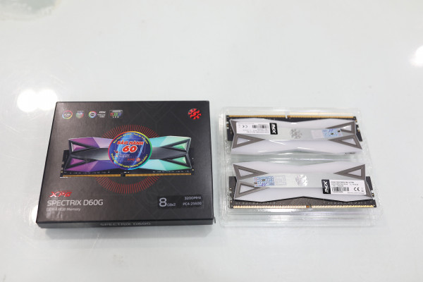 Ram ADATA XPG SPECTRIX D60G 2 x 8GB/3200 RGB