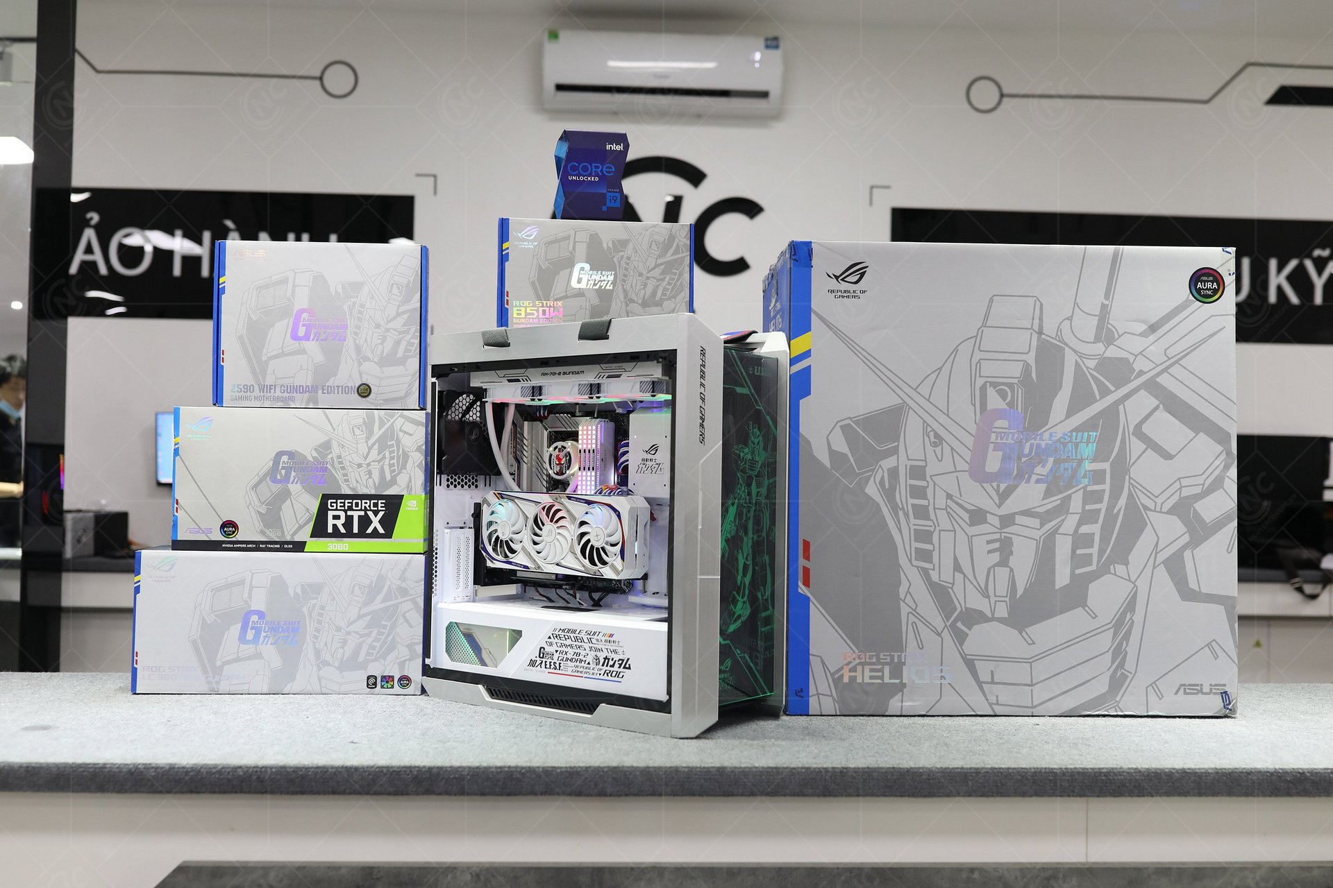 PC Gundam - Nhắm mắt một chút và tưởng tượng mình sẽ cầm trên tay những chiếc robot đang chào đón bạn trong PC Gundam. Đây là trò chơi phù hợp cho những người yêu thích vũ trụ và robot hơn bất cứ thứ gì khác.