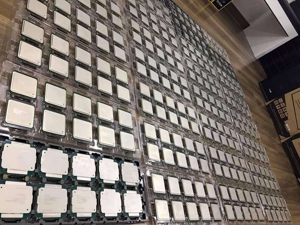 CPU Intel Xeon Platinum 8167M