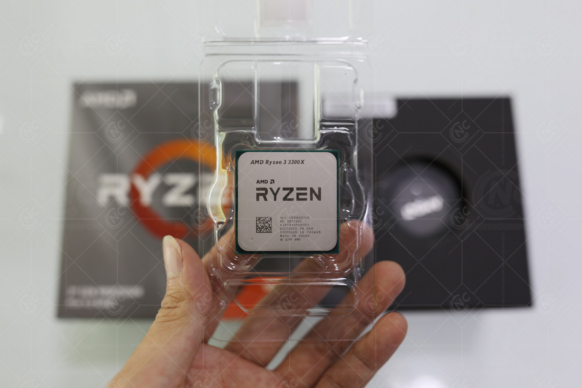 Mở hộp nhanh CPU AMD Ryzen 3 3300X