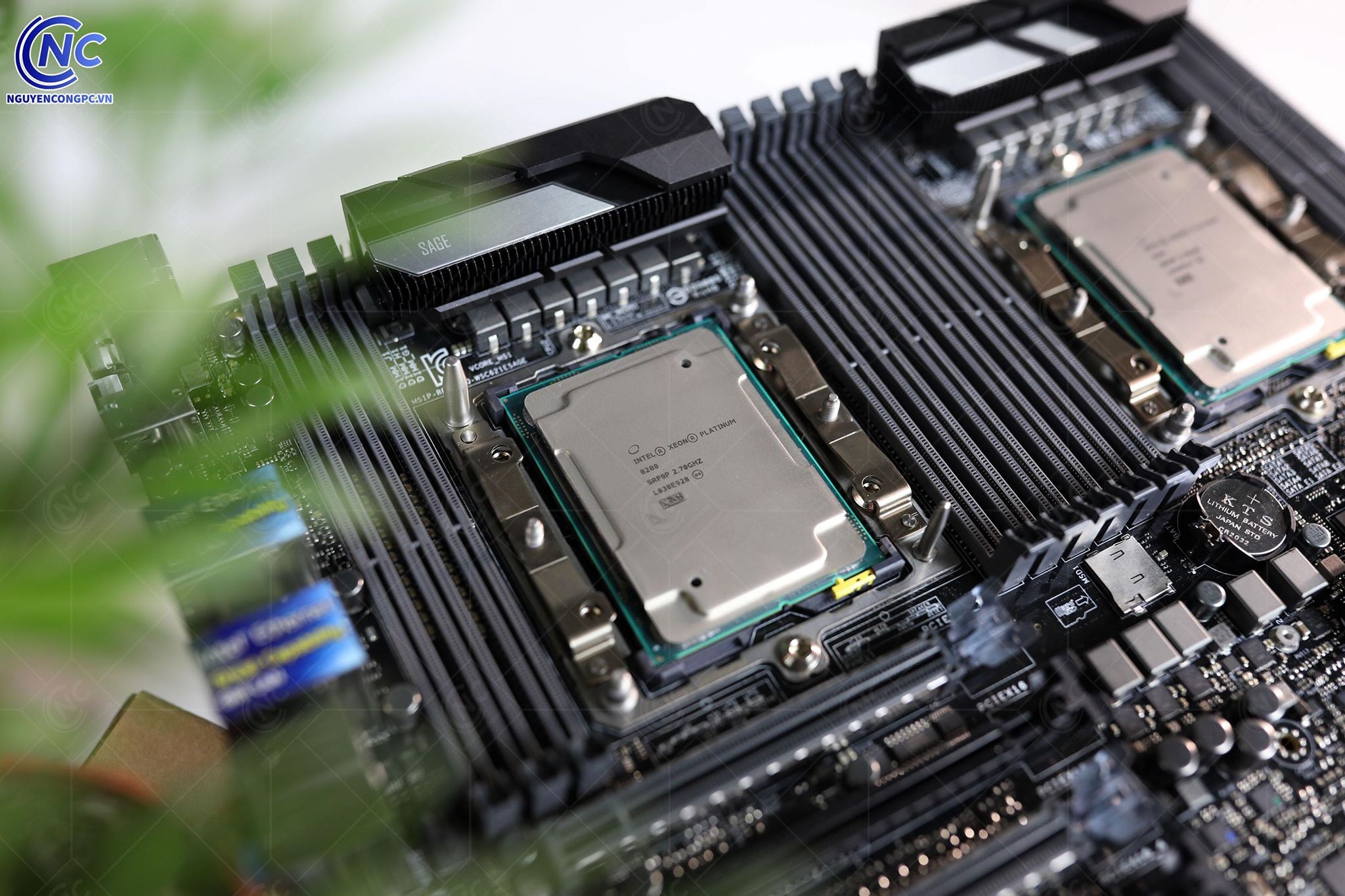 Introducing Intel Xeon Platinum 8280 PROCESSOR CPU with the title of the most powerful Xeon series