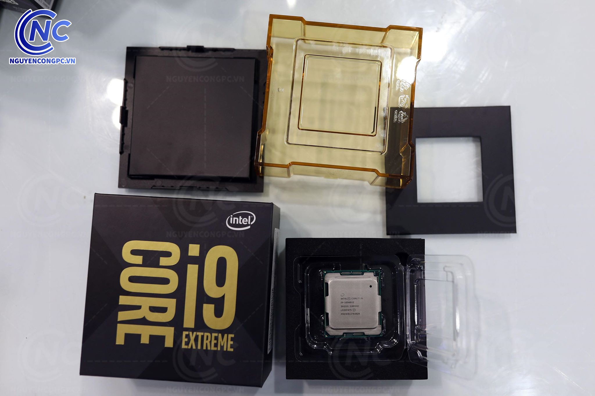 spellen verbannen Allemaal CPU Intel Core i9-10980XE Cascade Lake-X Hiệu suất vượt trội